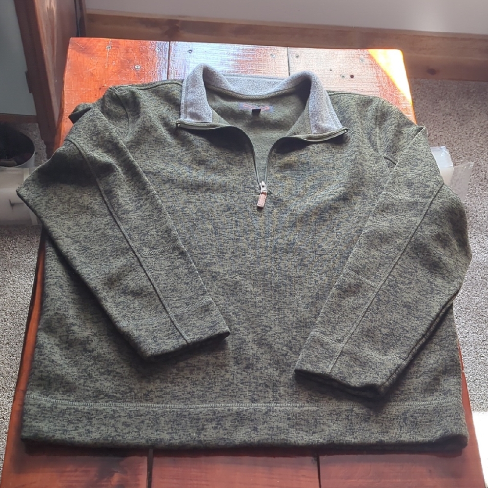 Men's Victory Sportswear Quarter Zip. Size Extra Large, Green